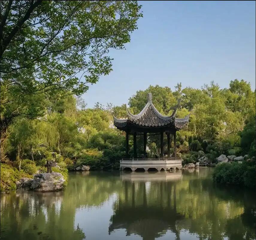 鹤山访琴餐饮有限公司